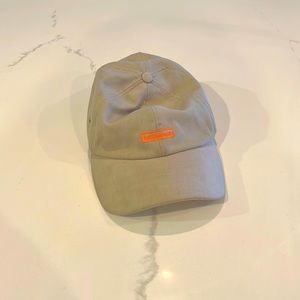 Tan lululemon hat